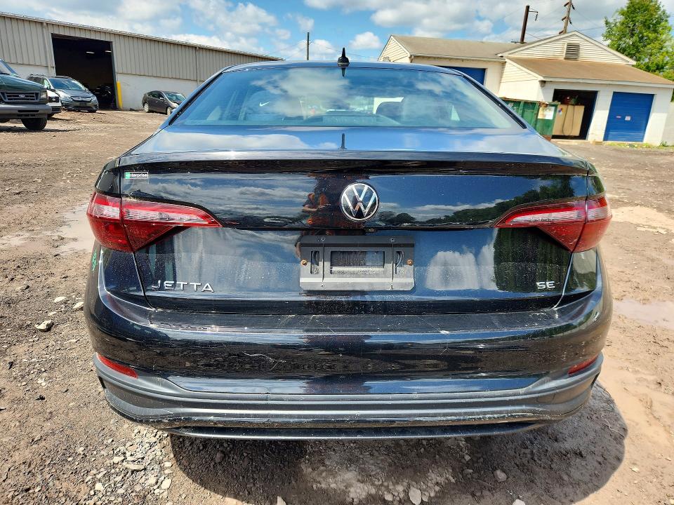 Продажа на аукционе авто 2024 Volkswagen Jetta, vin: 3VW7M7BU5RM004547, номер лота: 52509176
