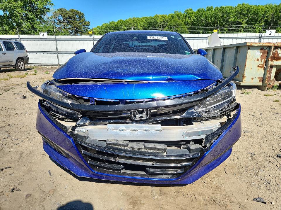 Продаж на аукціоні авто 2018 Honda Accord, vin: 1HGCV1F31JA220265, номер лоту: 53876926