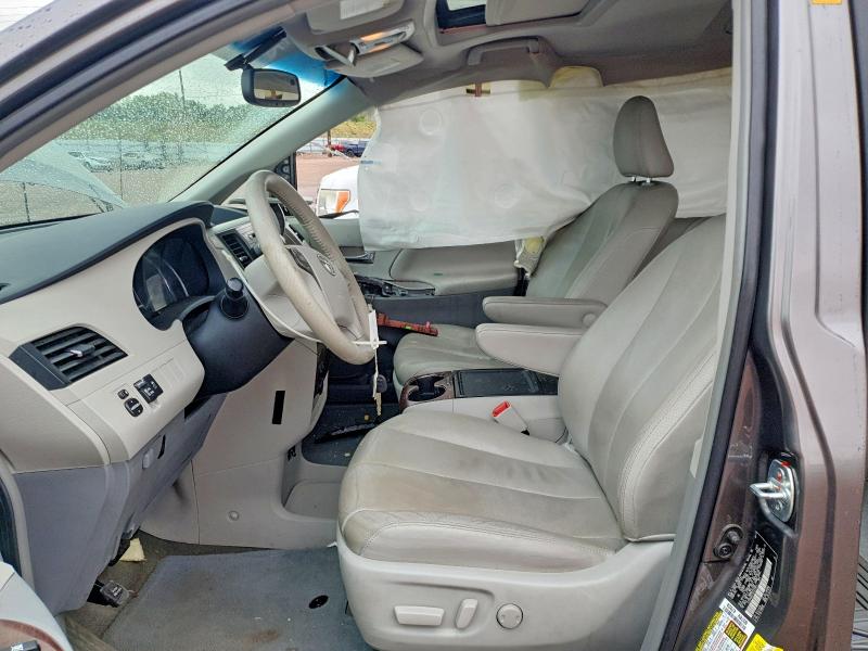 2013 Toyota Sienna მანქანა იყიდება აუქციონზე, vin: 5TDYK3DC7DS376961, აუქციონის ნომერი: 54288886