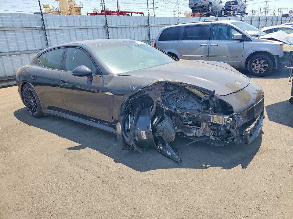 53591586 :رقم المزاد ، WP0AF2A74DL075427 vin ، 2013 Porsche Panamera مزاد بيع