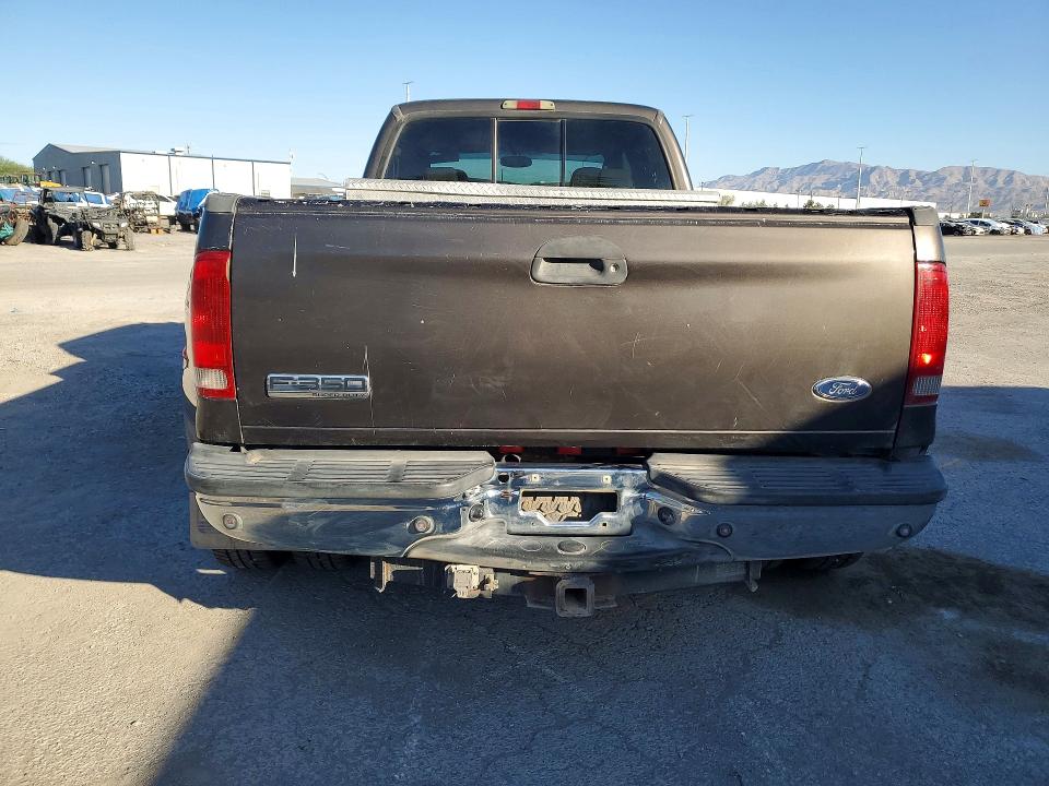 52028756 :رقم المزاد ، 1FTWW33P15ED01292 vin ، 2005 Ford F350 مزاد بيع