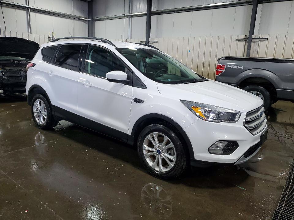 53914476 :رقم المزاد ، 1FMCU9GD7JUB46979 vin ، 2018 Ford Escape مزاد بيع