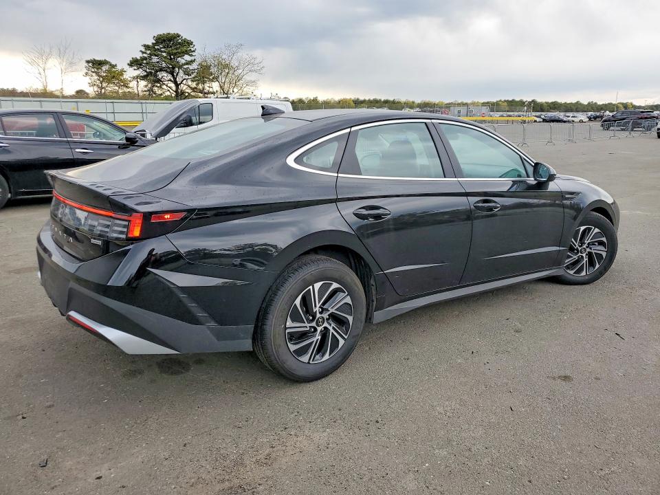 53062356 :رقم المزاد ، KMHL24JJ0TA145071 vin ، 2026 Hyundai Sonata Hybrid مزاد بيع