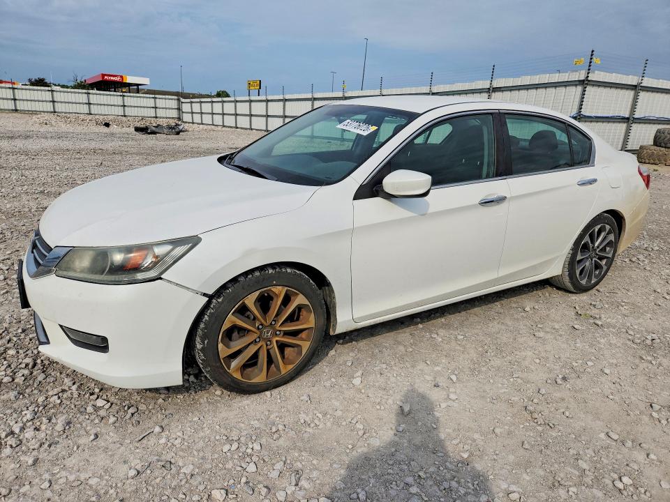 Auction sale of the 2015 Honda Accord, vin: 1HGCR2F59FA065158, lot number: 53776026