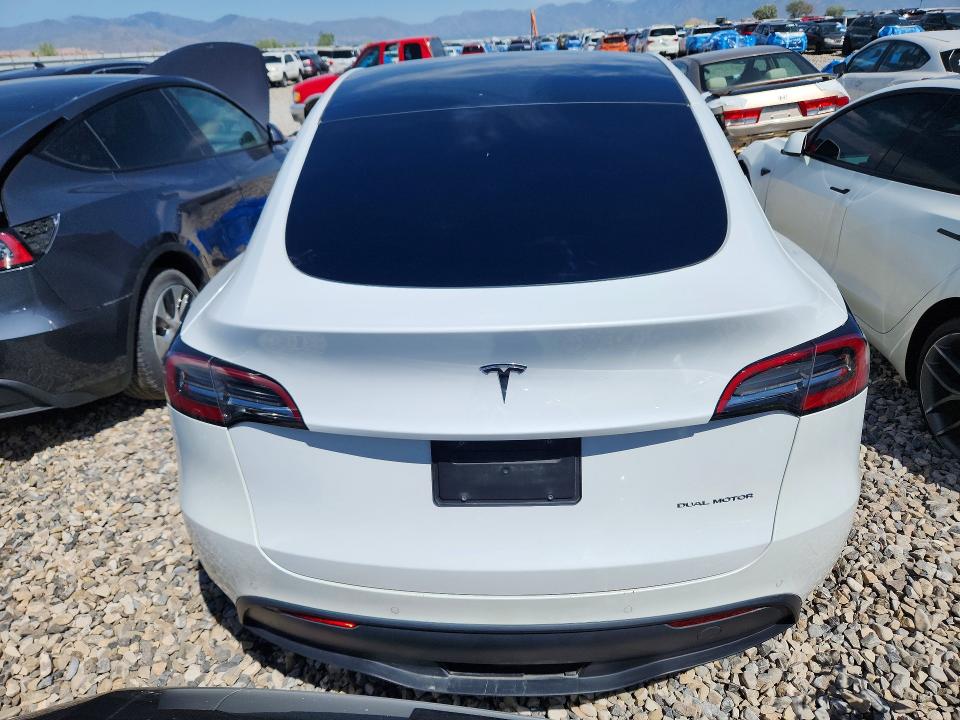 Продажа на аукционе авто 2022 Tesla Model Y, vin: 7SAYGAEE5NF523678, номер лота: 52359786