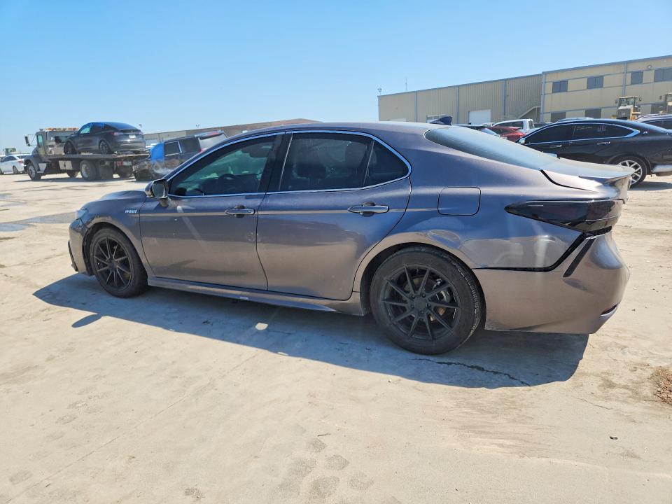 53365166 :رقم المزاد ، 4T1K31AK9MU561524 vin ، 2021 Toyota Camry مزاد بيع