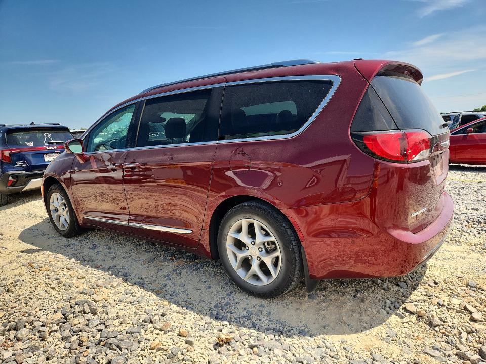 53783016 :رقم المزاد ، 2C4RC1BG8JR128685 vin ، 2018 Chrysler Pacifica مزاد بيع