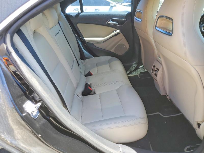 53529246 :رقم المزاد ، WDDSJ4EB6KN738999 vin ، 2019 Mercedes-benz Cla مزاد بيع