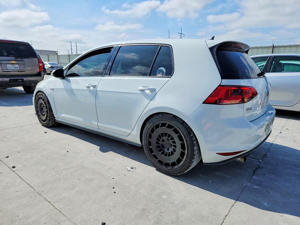 Продажа на аукционе авто 2017 Volkswagen Gti, vin: 3VW4T7AU7HM008976, номер лота: 54002096