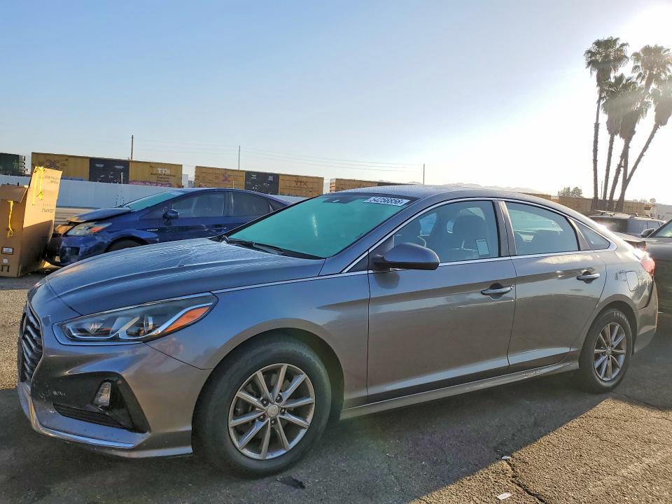 54256856 :رقم المزاد ، 5NPE24AF8JH696833 vin ، 2018 Hyundai Sonata مزاد بيع