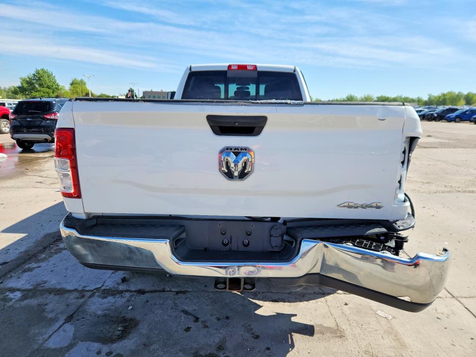 54622526 :رقم المزاد ، 3C6UR5HJ3KG539106 vin ، 2019 Ram 2500 مزاد بيع