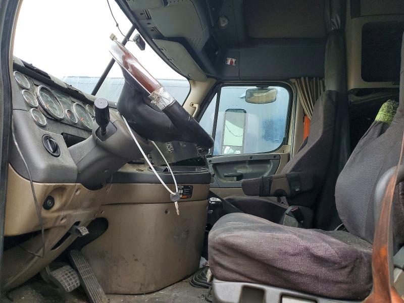 Продажа на аукционе авто 2016 Freigliner Cascadia 125, vin: 1FUJGLD5XGLHE3661, номер лота: 52048226