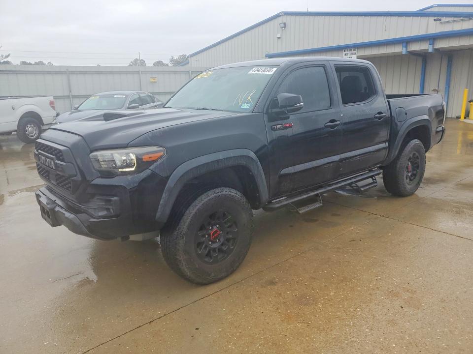 Продаж на аукціоні авто 2018 Toyota Tacoma, vin: 5TFCZ5ANXJX134632, номер лоту: 49489096