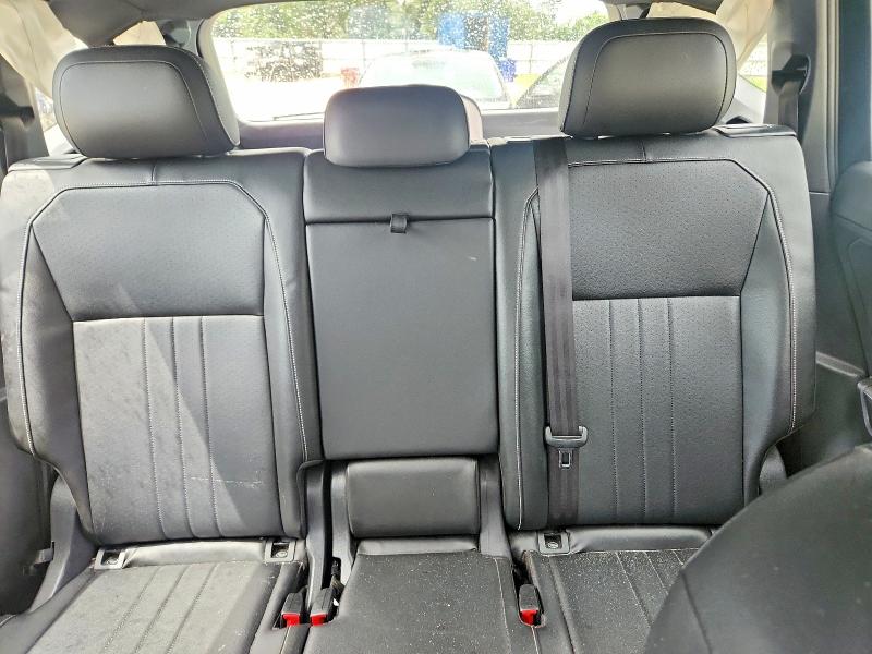 55366576 :رقم المزاد ، 3VVCB7AX2NM118486 vin ، 2022 Volkswagen Tiguan مزاد بيع