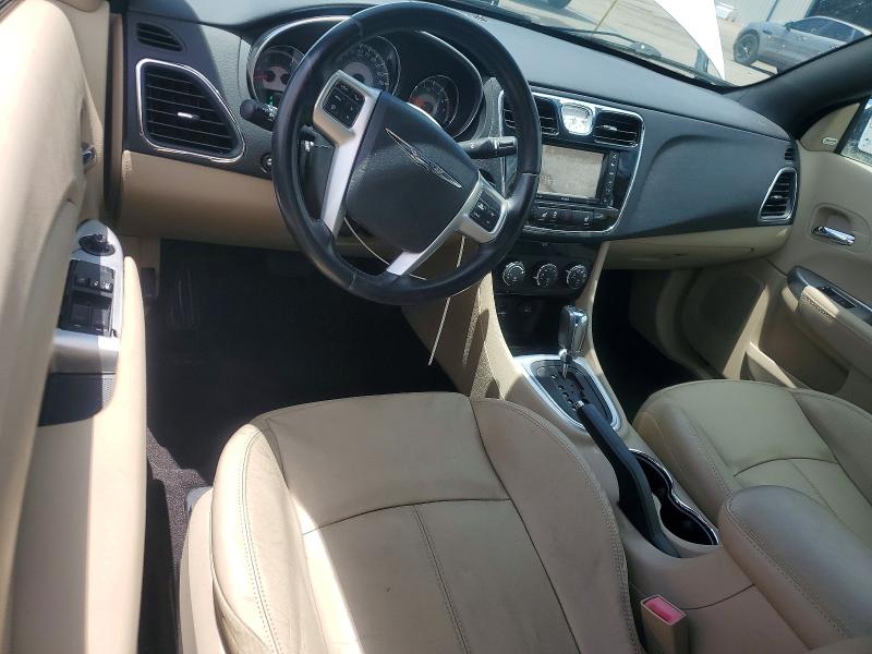 55138256 :رقم المزاد ، 1C3BC7EG6BN554720 vin ، 2011 Chrysler 200 مزاد بيع