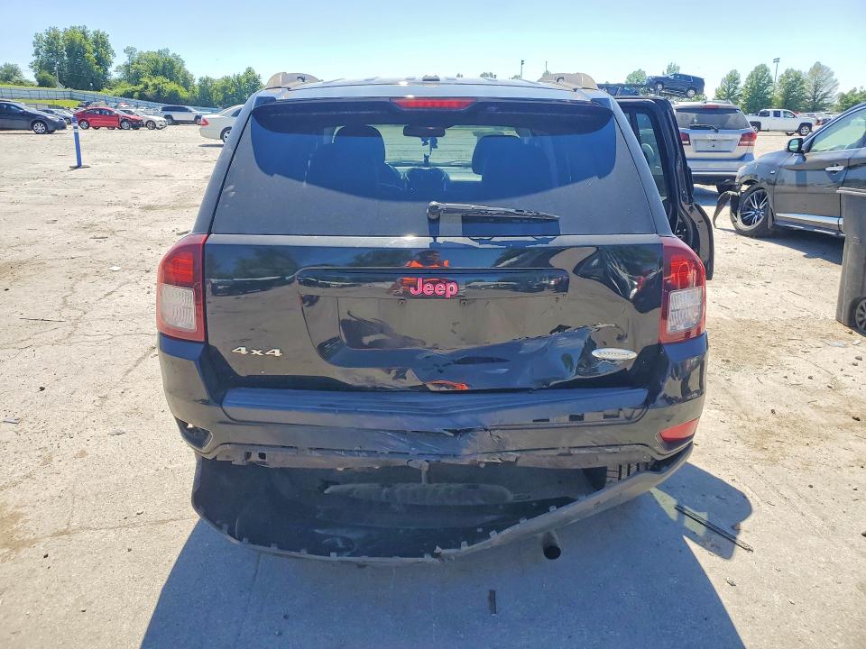 52962106 :رقم المزاد ، 1C4NJDEB5GD756818 vin ، 2016 Jeep Compass مزاد بيع