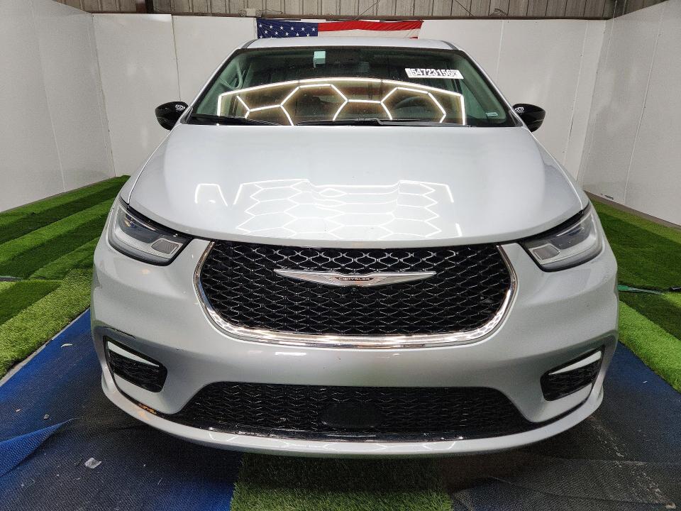 Auction sale of the 2024 Chrysler Pacifica, vin: 2C4RC1BG8RR140458, lot number: 54723156