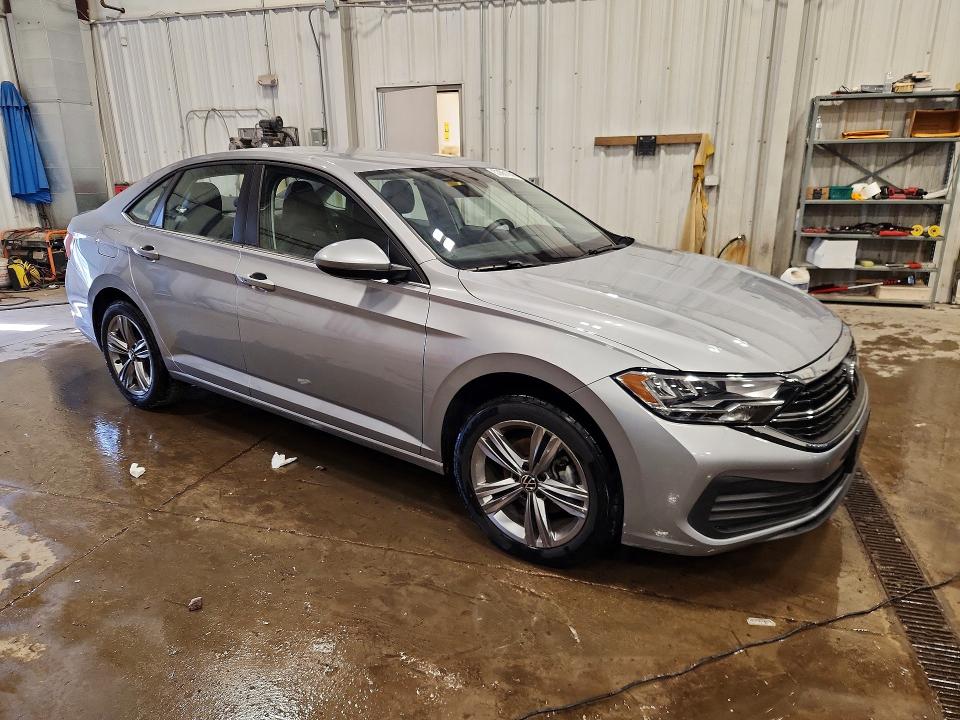 53061036 :رقم المزاد ، 3VWEM7BU8NM013244 vin ، 2022 Volkswagen Jetta مزاد بيع