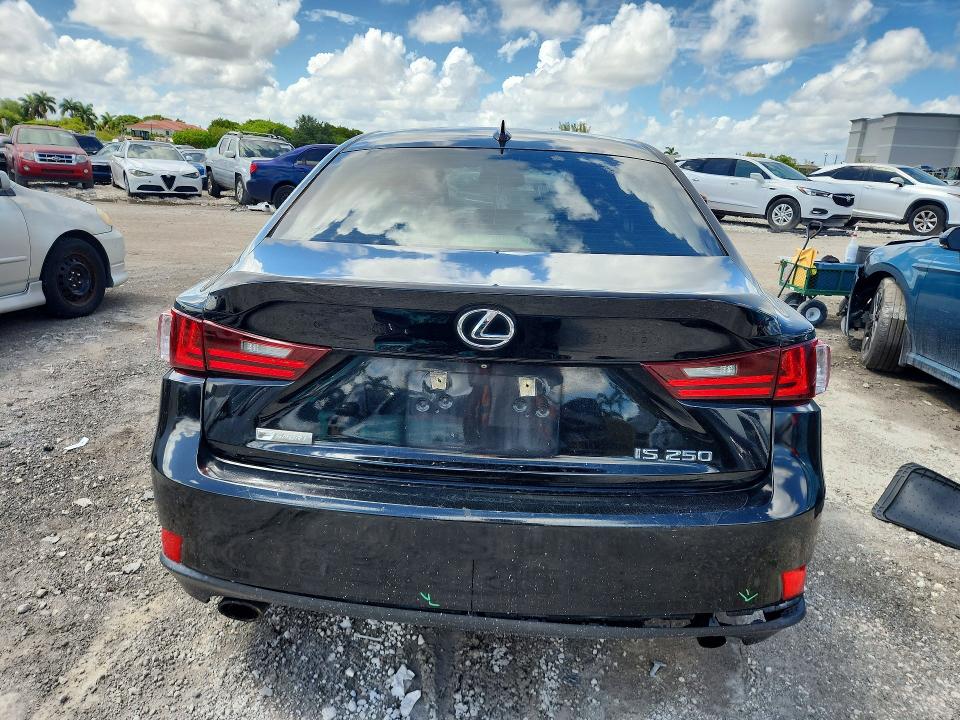 53692596 :رقم المزاد ، JTHBF1D24F5067767 vin ، 2015 Lexus Is مزاد بيع