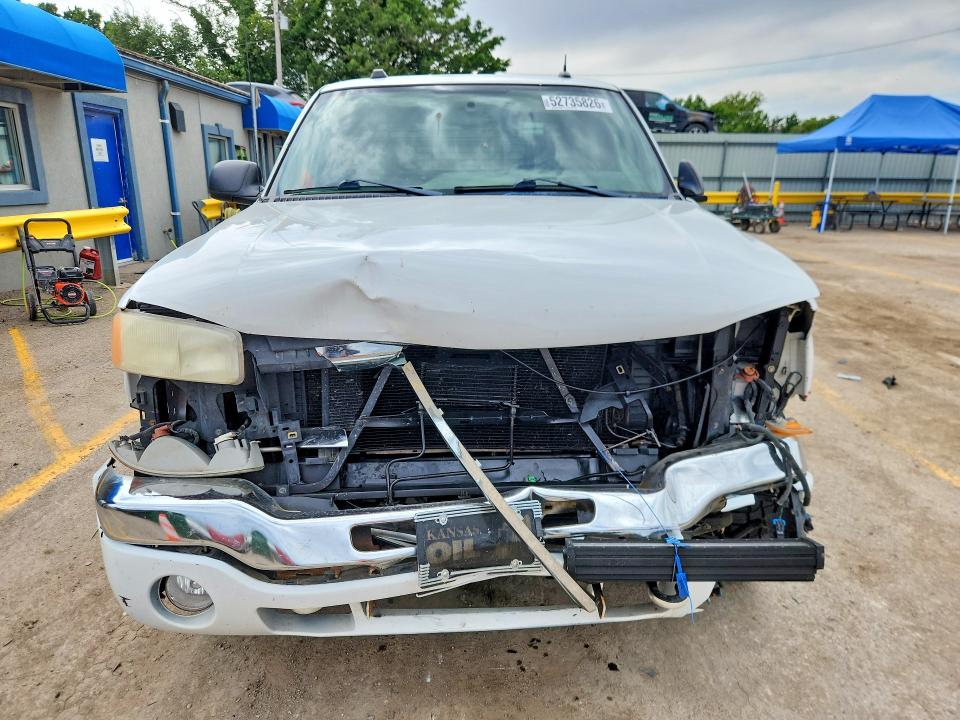 52735826 :رقم المزاد ، 1GTGK23U54F233572 vin ، 2004 Gmc Sierra مزاد بيع