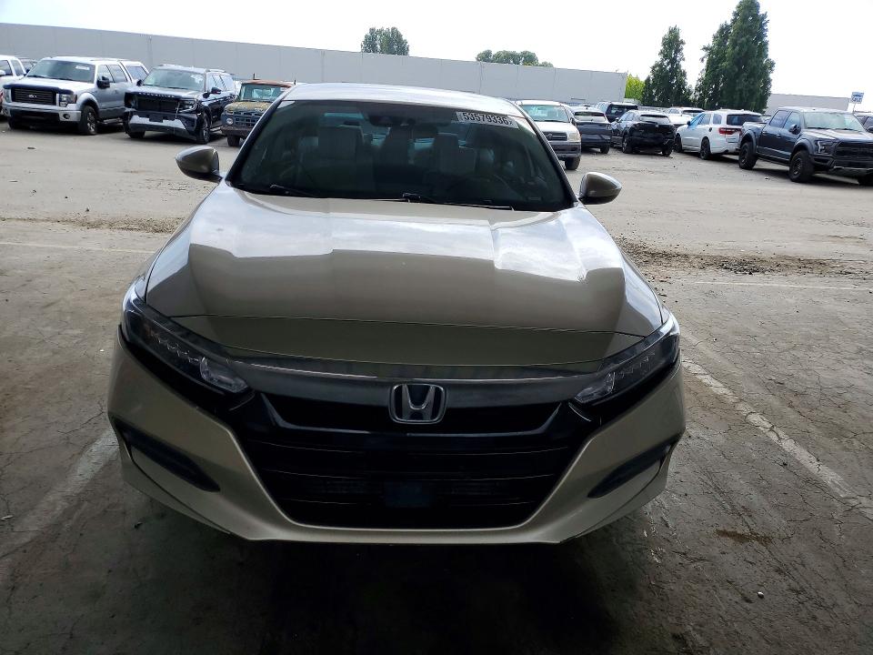Продажа на аукционе авто 2018 Honda Accord, vin: 1HGCV1F14JA044567, номер лота: 53579336