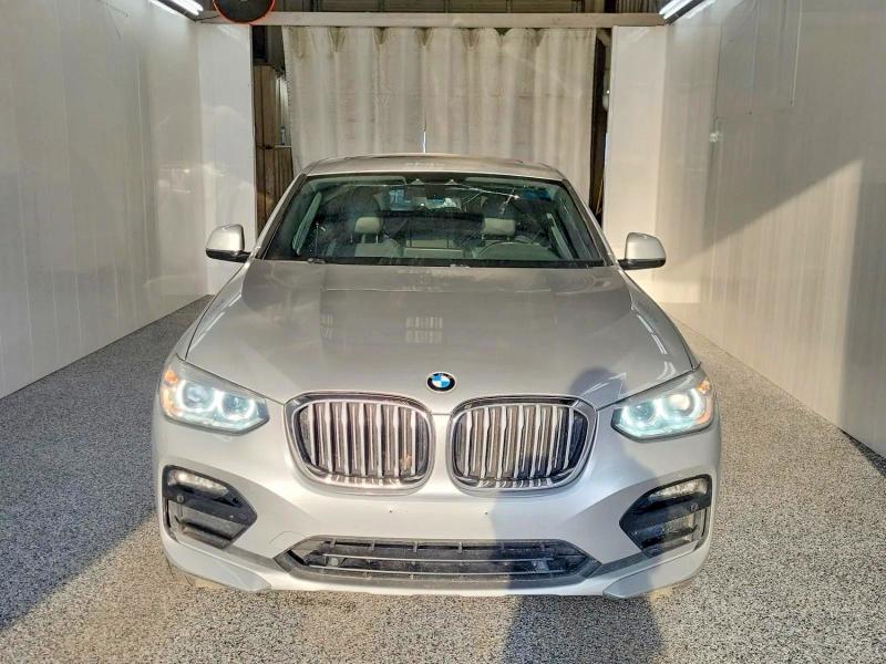 54093076 :رقم المزاد ، 5UX2V1C06M9E06590 vin ، 2021 Bmw X4 مزاد بيع
