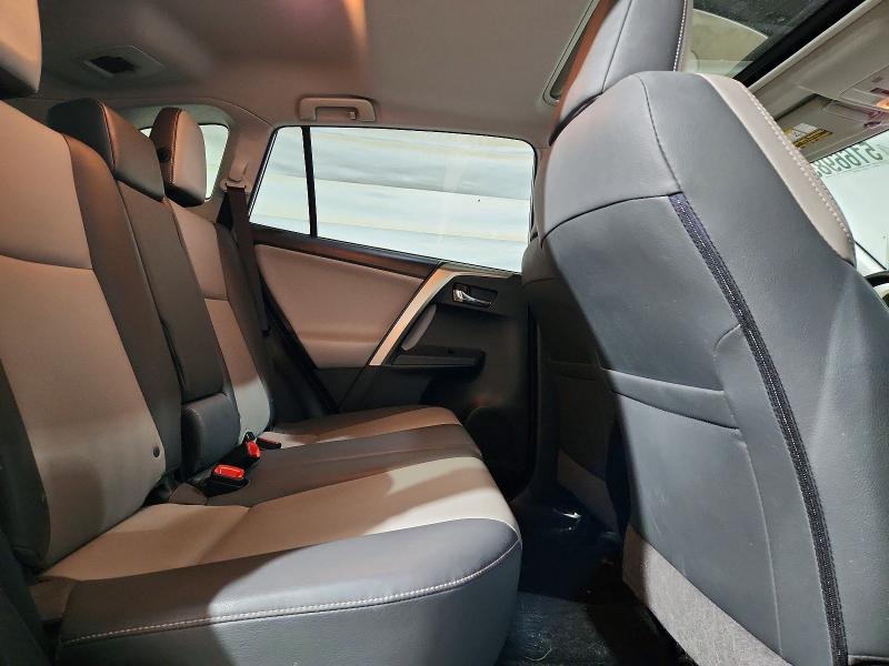 51669856 :رقم المزاد ، JTMDFREV3FD164272 vin ، 2015 Toyota Rav4 مزاد بيع