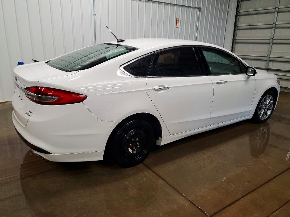 Продаж на аукціоні авто 2017 Ford Fusion, vin: 3FA6P0HD7HR301055, номер лоту: 52433246