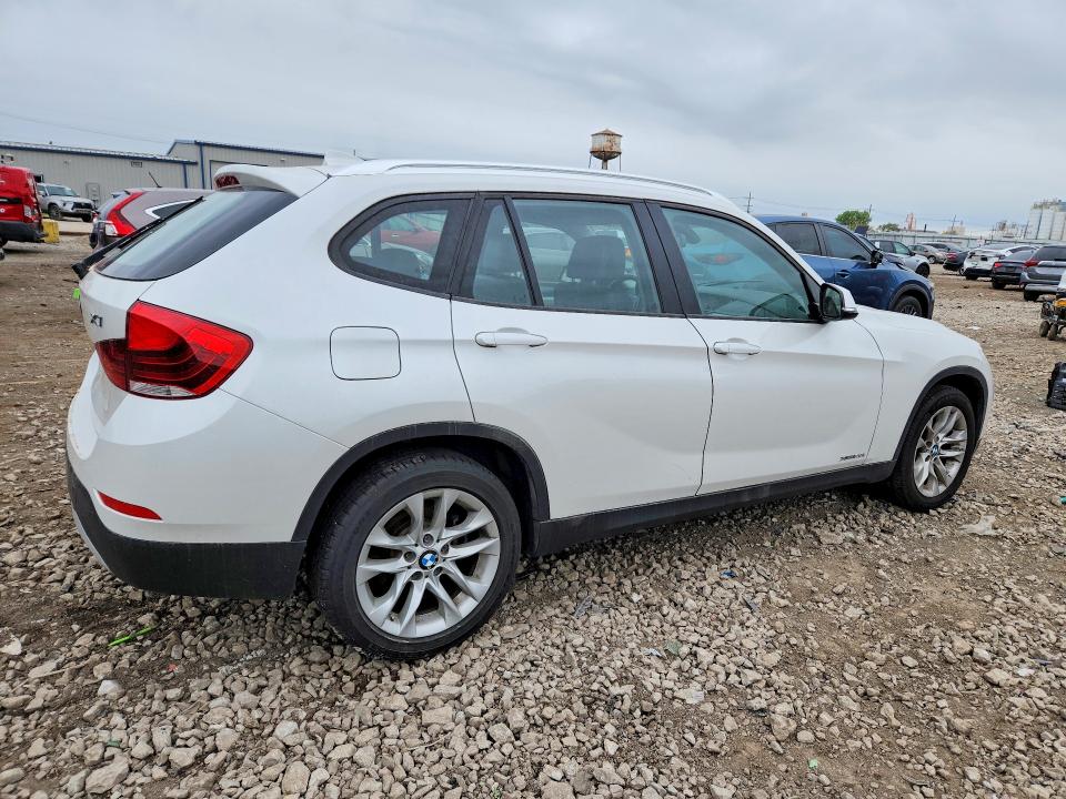 53068996 :رقم المزاد ، WBAVL1C59FVY31810 vin ، 2015 Bmw X1 مزاد بيع