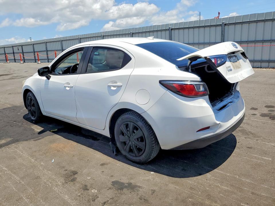 53781956 :رقم المزاد ، 3MYDLBYV2KY505441 vin ، 2019 Toyota Yaris مزاد بيع