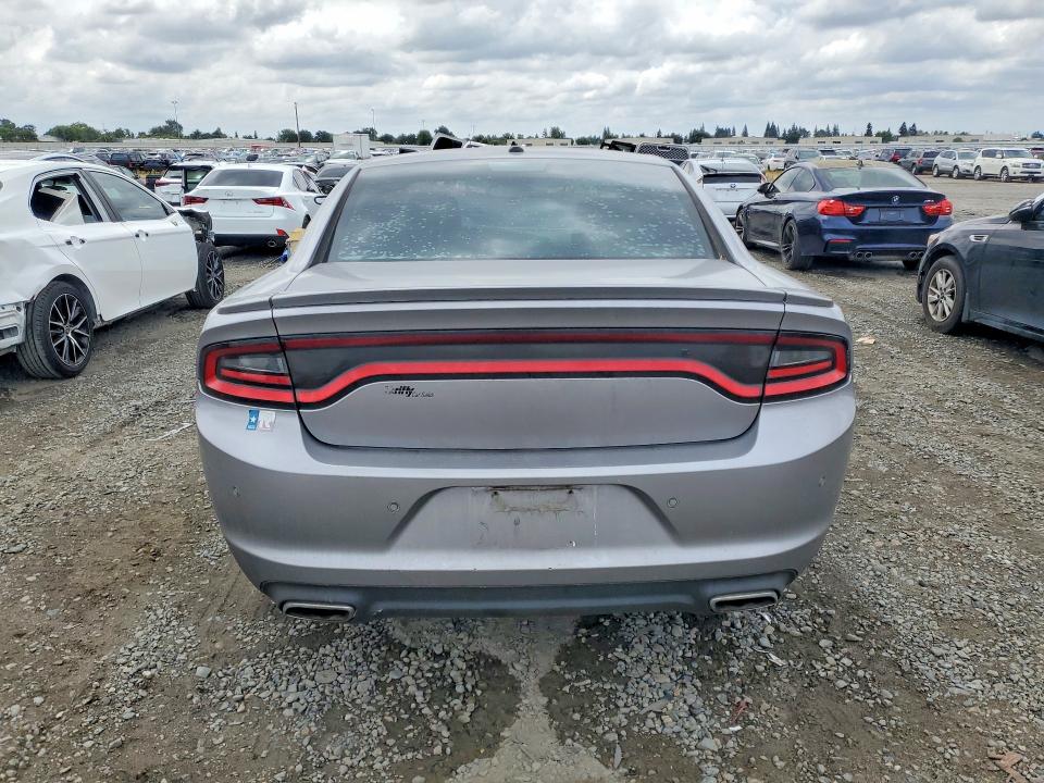 55540006 :رقم المزاد ، 2C3CDXBGXFH875325 vin ، 2015 Dodge Charger مزاد بيع