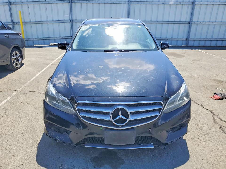 54915116 :رقم المزاد ، WDDHF5KB7EA855606 vin ، 2014 Mercedes-benz E مزاد بيع