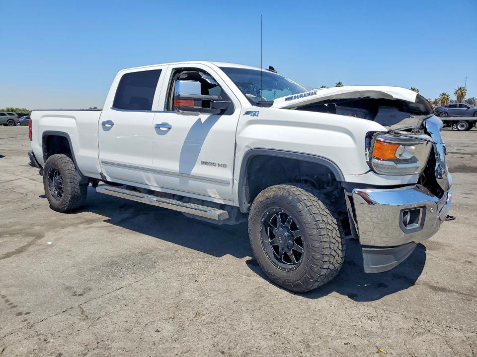 54258486 :رقم المزاد ، 1GT12TEY9JF125298 vin ، 2018 Gmc Sierra مزاد بيع
