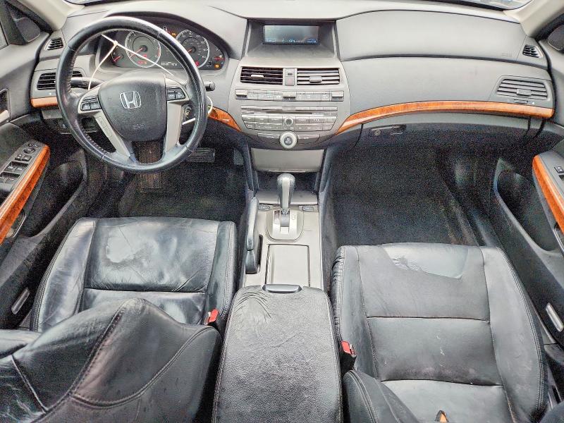 2011 Honda Accord მანქანა იყიდება აუქციონზე, vin: 1HGCP2F82BA106837, აუქციონის ნომერი: 54200296