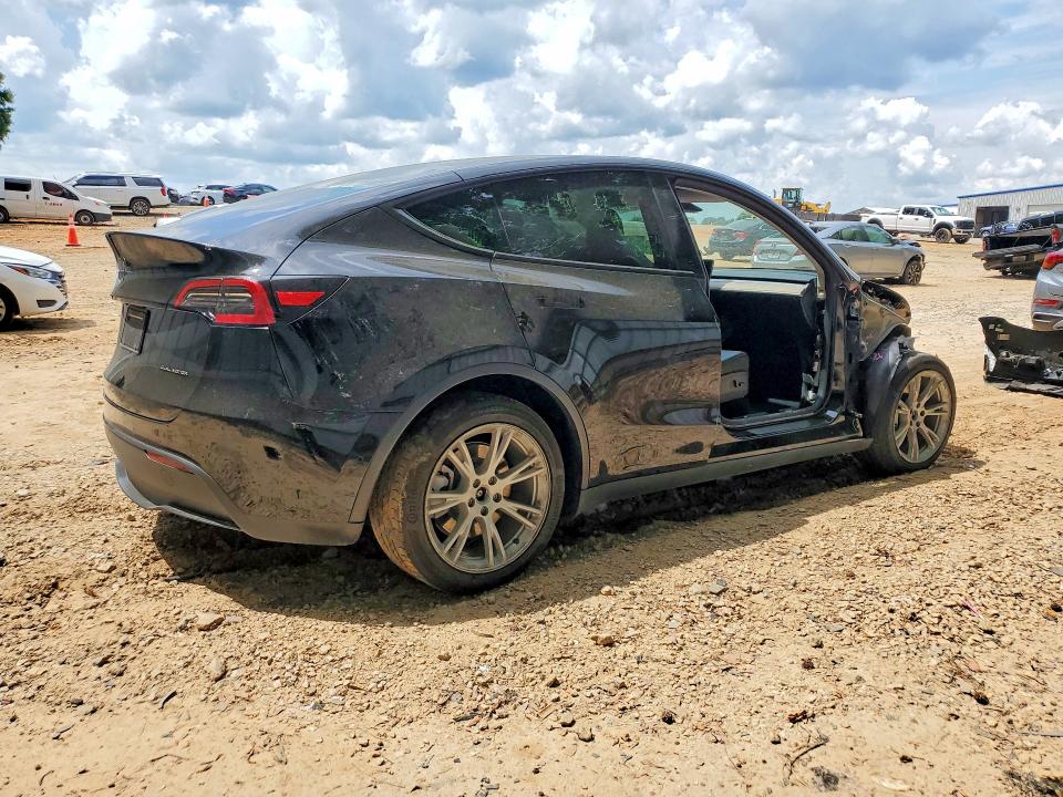2022 Tesla Model Y მანქანა იყიდება აუქციონზე, vin: 7SAYGDEE9NF387699, აუქციონის ნომერი: 53895196