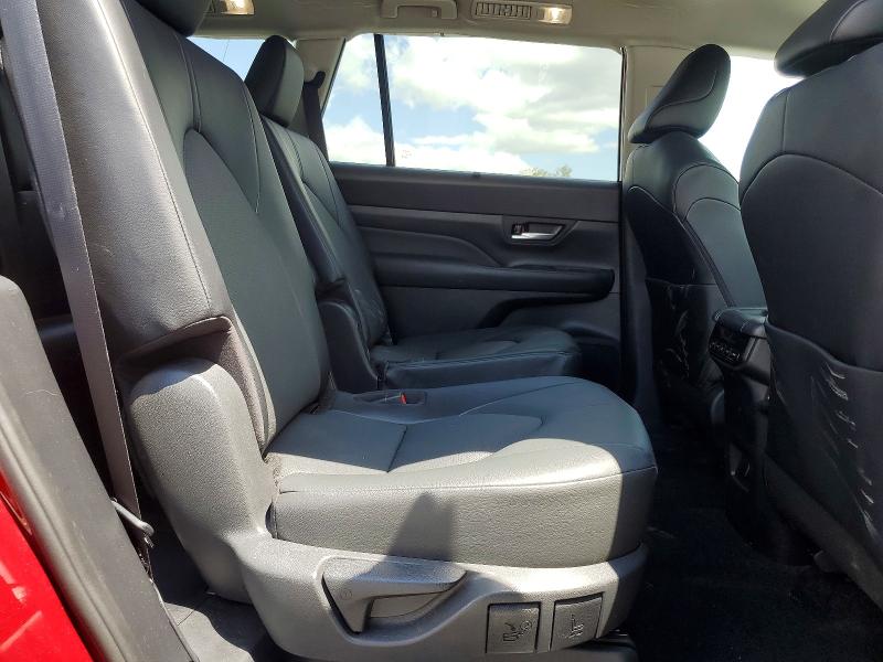 2024 Toyota Grand Highlander მანქანა იყიდება აუქციონზე, vin: 5TDAAAB55RS056915, აუქციონის ნომერი: 53547236