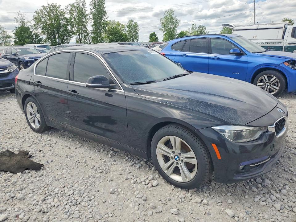 54312766 :رقم المزاد ، WBA8D9G30HNU63957 vin ، 2017 Bmw 330 مزاد بيع