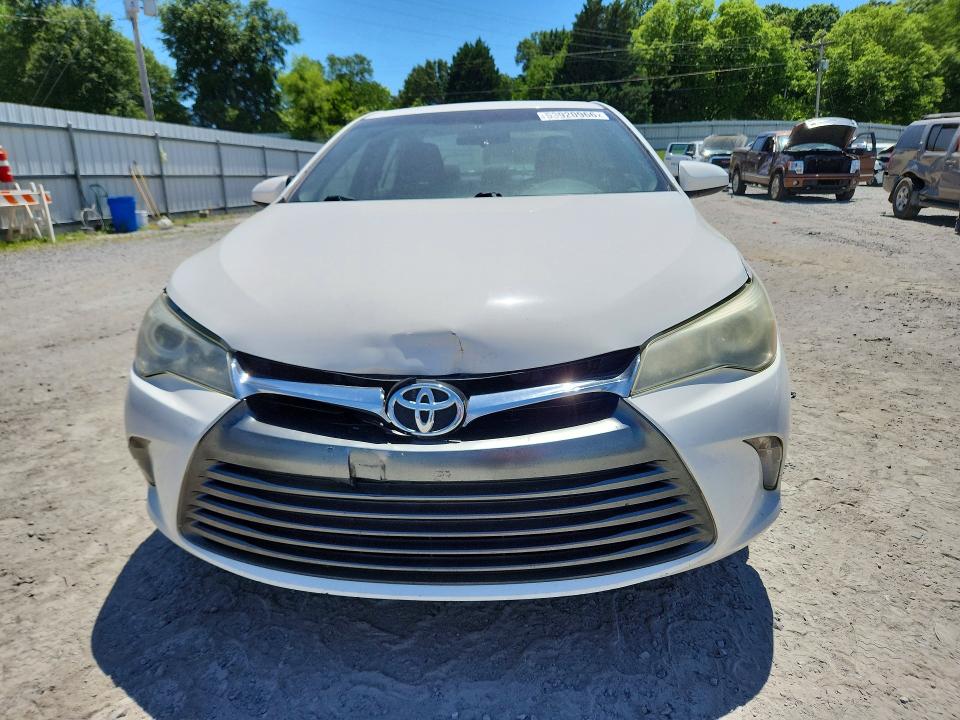53920966 :رقم المزاد ، 4T4BF1FK2FR463640 vin ، 2015 Toyota Camry مزاد بيع