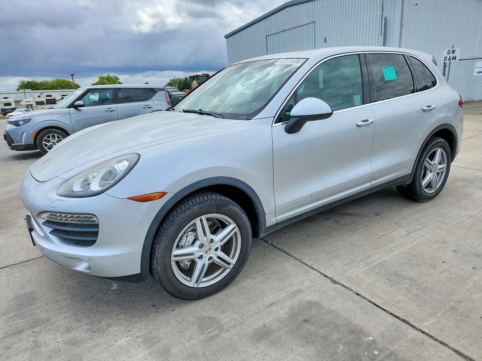 54102876 :رقم المزاد ، WP1AB2A29BLA48445 vin ، 2011 Porsche Cayenne مزاد بيع