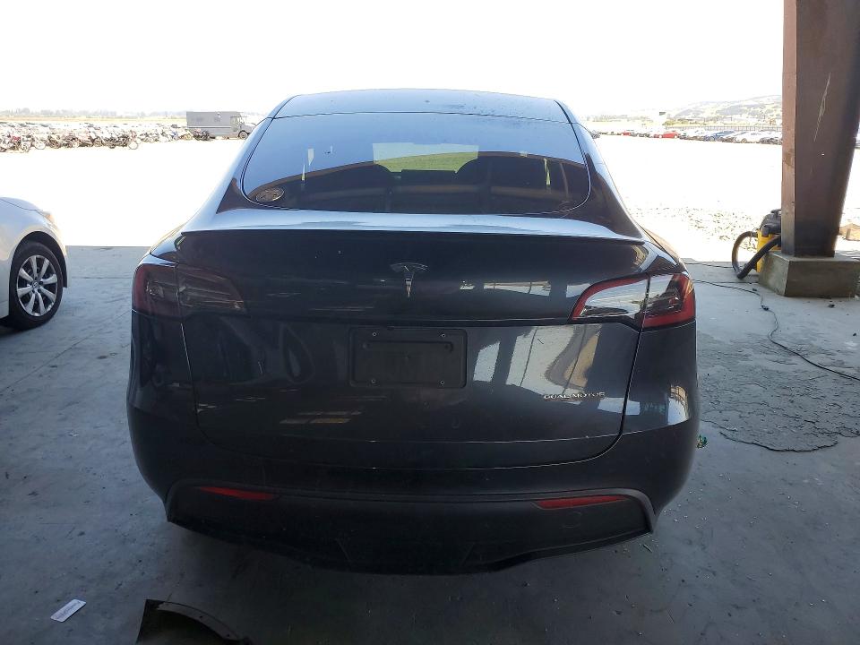 2024 Tesla Model Y მანქანა იყიდება აუქციონზე, vin: 7SAYGDEF9RF071718, აუქციონის ნომერი: 53852386
