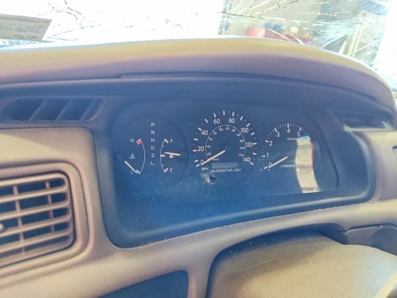 53935506 :رقم المزاد ، 4T1BG28K9WU235175 vin ، 1998 Toyota Camry مزاد بيع