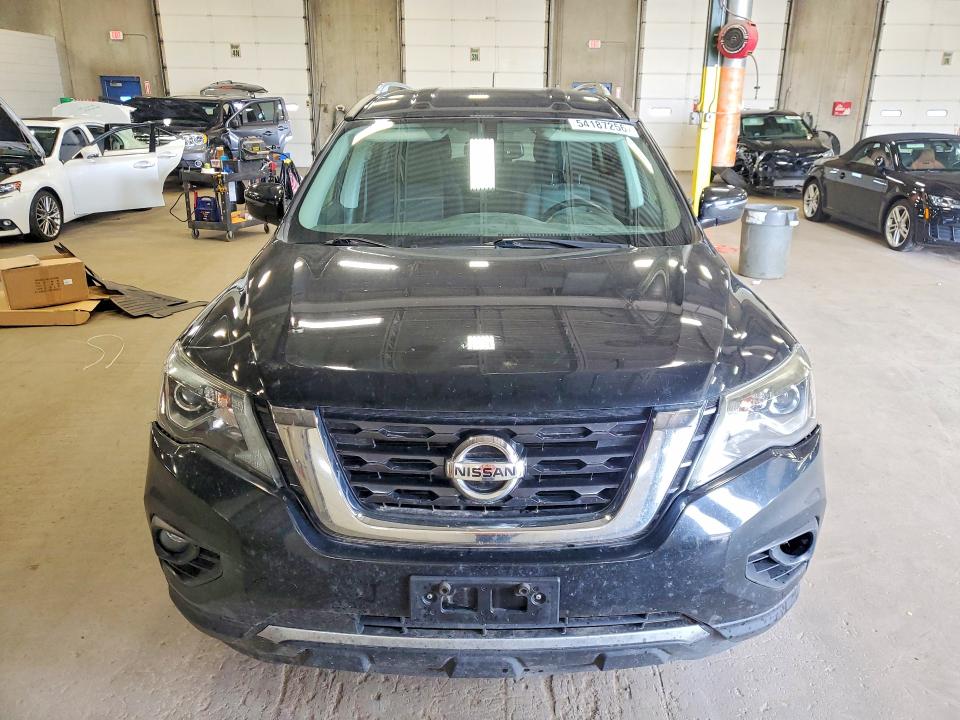 54187256 :رقم المزاد ، 5N1DR2MM6HC656340 vin ، 2017 Nissan Pathfinder مزاد بيع