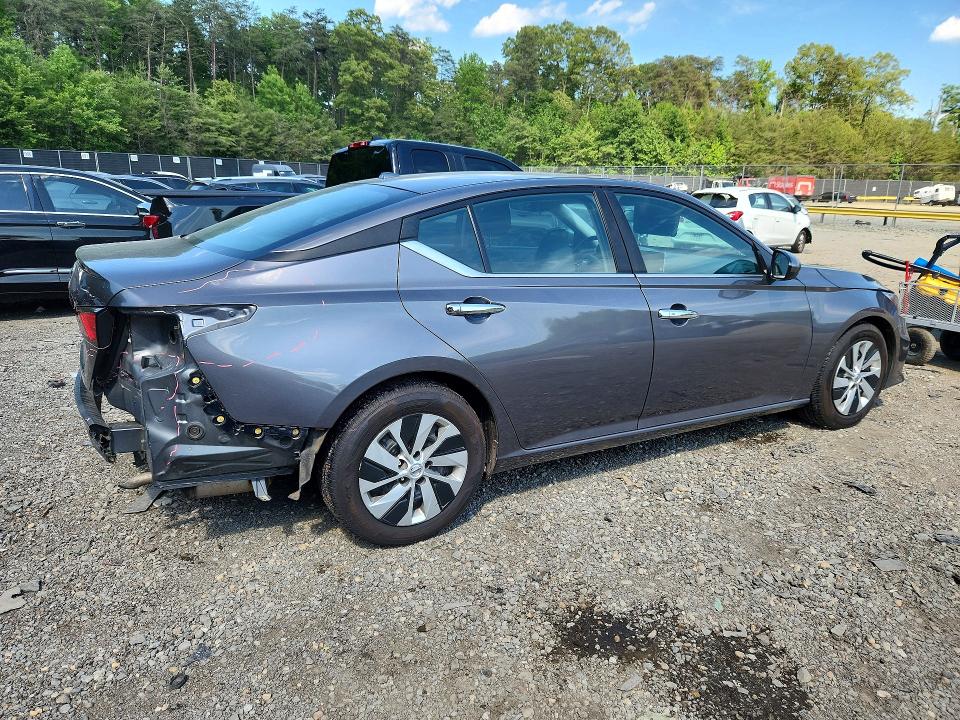 52739556 :رقم المزاد ، 1N4BL4BV5KC180146 vin ، 2019 Nissan Altima مزاد بيع