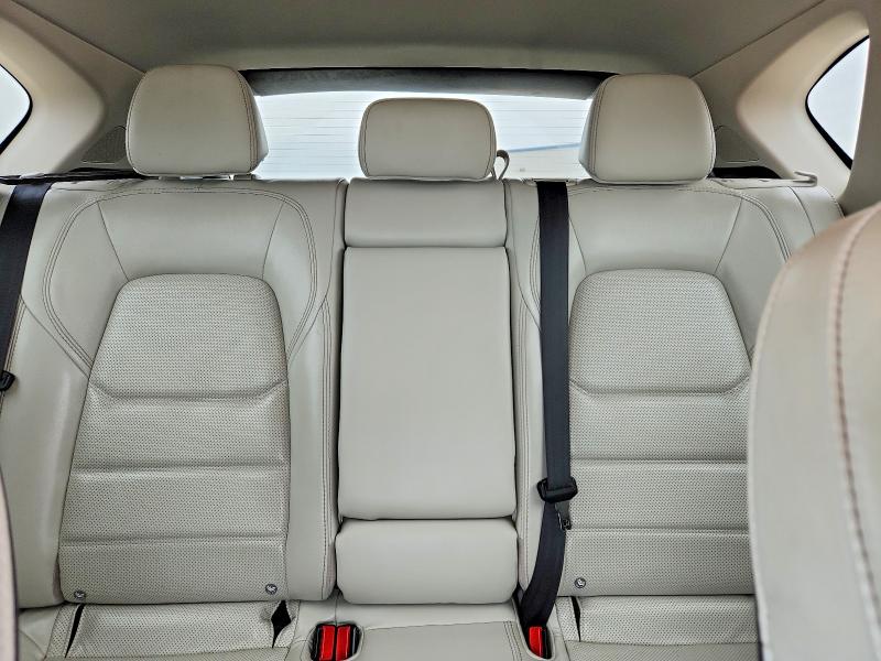 52463916 :رقم المزاد ، JM3KFBDM9N0525461 vin ، 2022 Mazda Cx-5 مزاد بيع