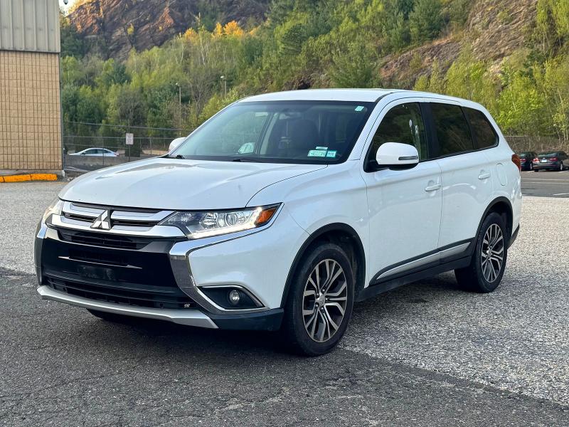 Продажа на аукционе авто 2017 Mitsubishi Outlander, vin: JA4AZ3A3XHZ004630, номер лота: 53308386