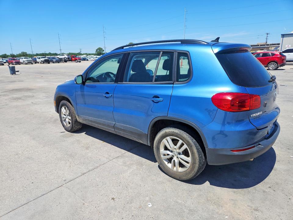 2017 Volkswagen Tiguan მანქანა იყიდება აუქციონზე, vin: WVGAV7AXXHK036235, აუქციონის ნომერი: 52153556