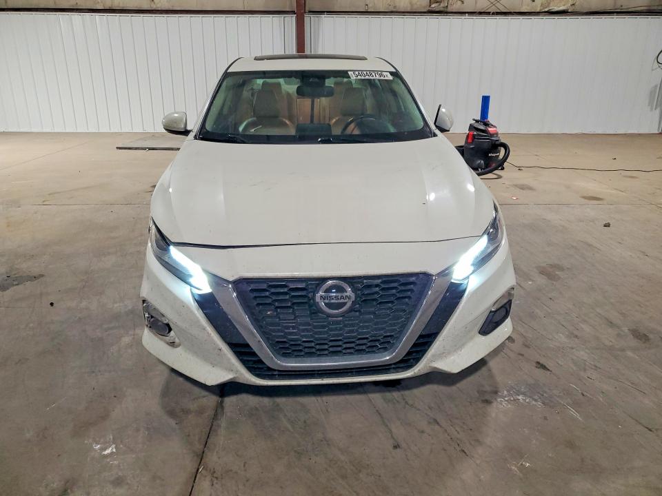 Продаж на аукціоні авто 2019 Nissan Altima, vin: 1N4BL4EW4KC135672, номер лоту: 54048796