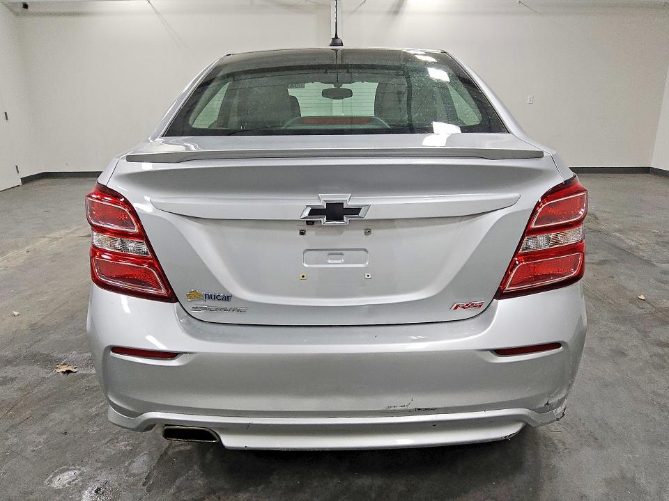 52414776 :رقم المزاد ، 1G1JD5SB2K4145811 vin ، 2019 Chevrolet Sonic مزاد بيع