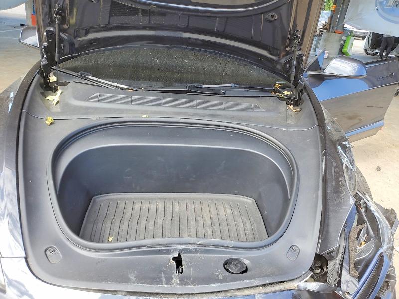 2025 Tesla Model 3 მანქანა იყიდება აუქციონზე, vin: 5YJ3E1EA6SF029013, აუქციონის ნომერი: 55196936