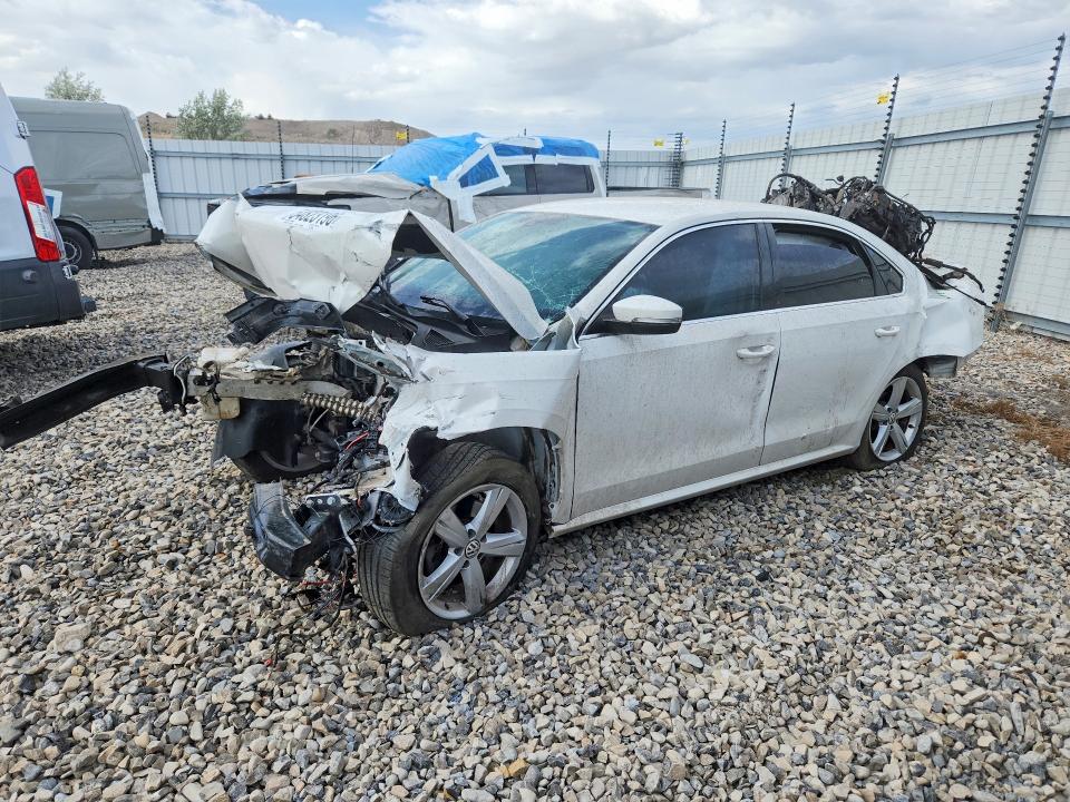 Aukcja sprzedaży 2015 Volkswagen Passat, vin: 1VWAT7A33FC108906, numer aukcji: 54823196